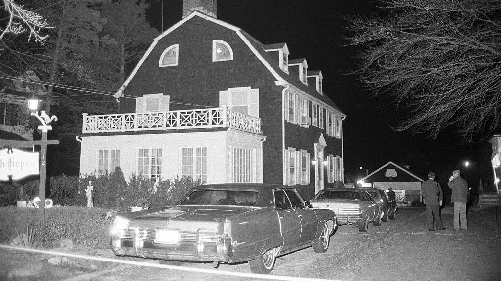 home of murdered defeo family in amityville