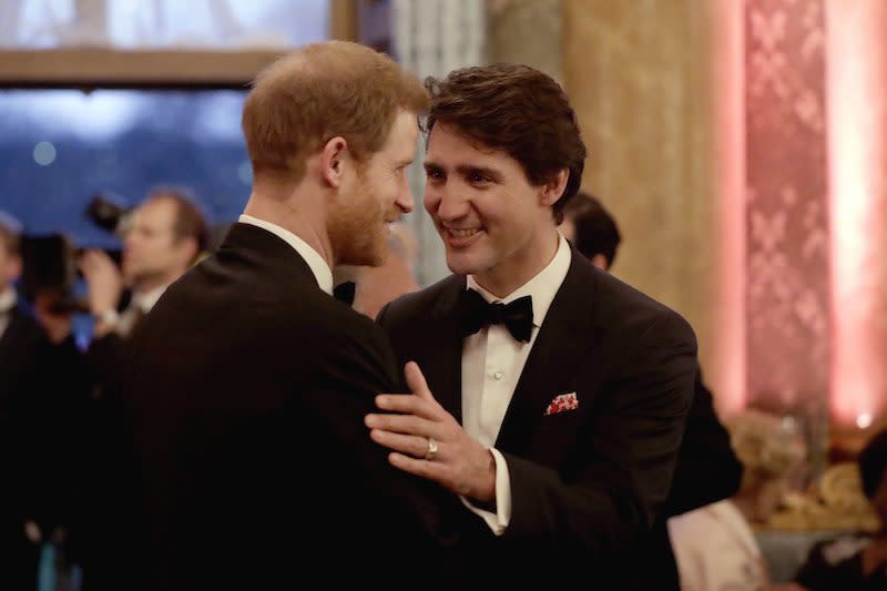 PHOTOS: Justin Trudeau meets with leaders in Lima, Paris and London