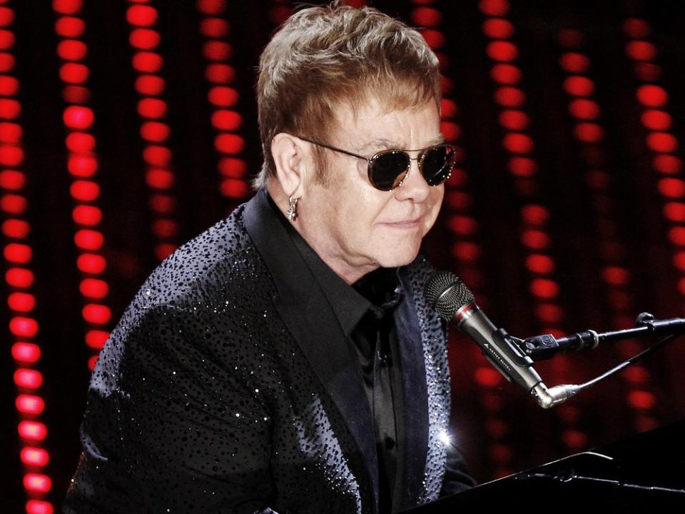 Elton John bei einem Konzert in Italien. (Bild: Andrea Raffin/Shutterstock.com)
