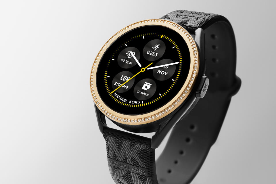 Michael Kors Access Gen 5e MKGO at CES 2021