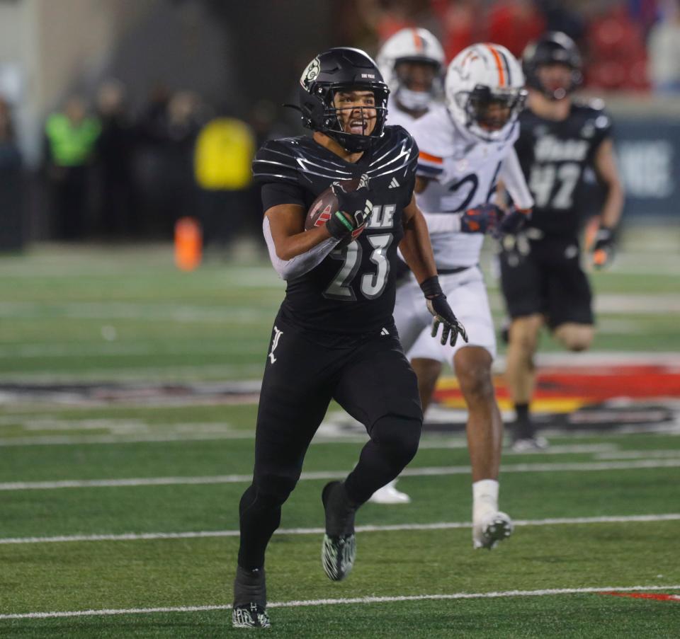 Following a career showing against Virginia Tech, Isaac Guerendo had 94 yards on six carries in U of L's win over Virginia.