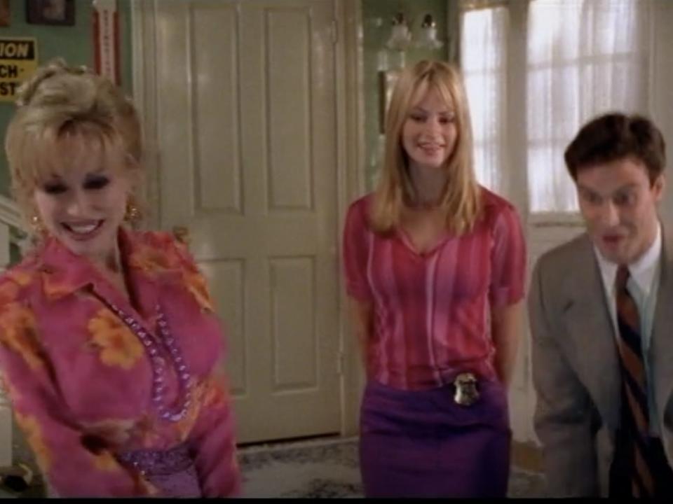 Dolly Parton, Cameron Richardson, and Dave Sheridan in character in "Frank McKlusky, C.I."