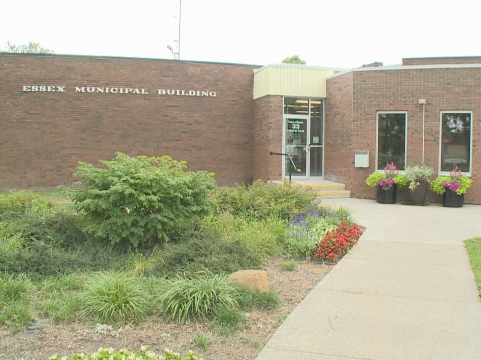 Essex town hall is shown in a file photo. Council is expected to decide what to do with its vacant mayoral seat on Jan. 24. (CBC News - image credit)