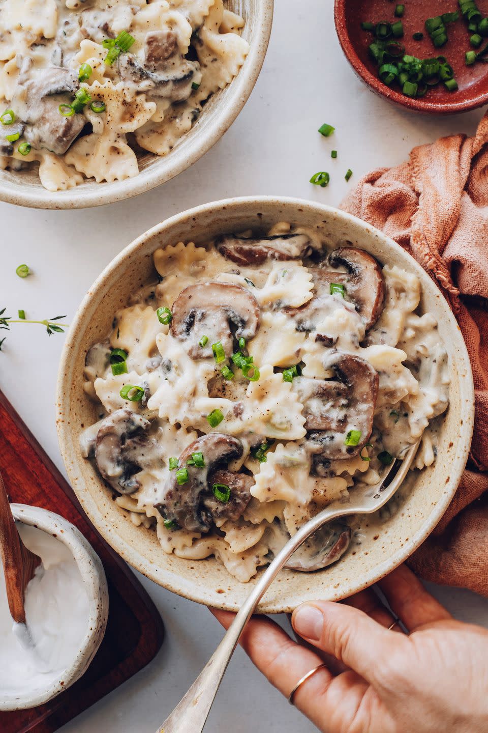 32) Creamy Vegan Mushroom Stroganoff