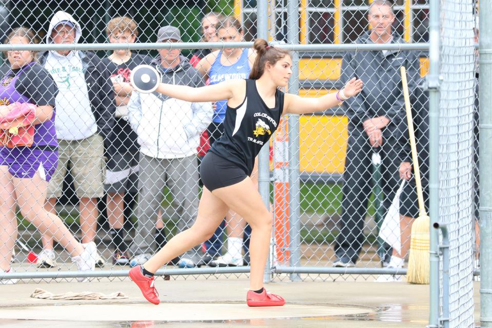 Colonel Crawford's Corin Feik competes in the discus at regionals.