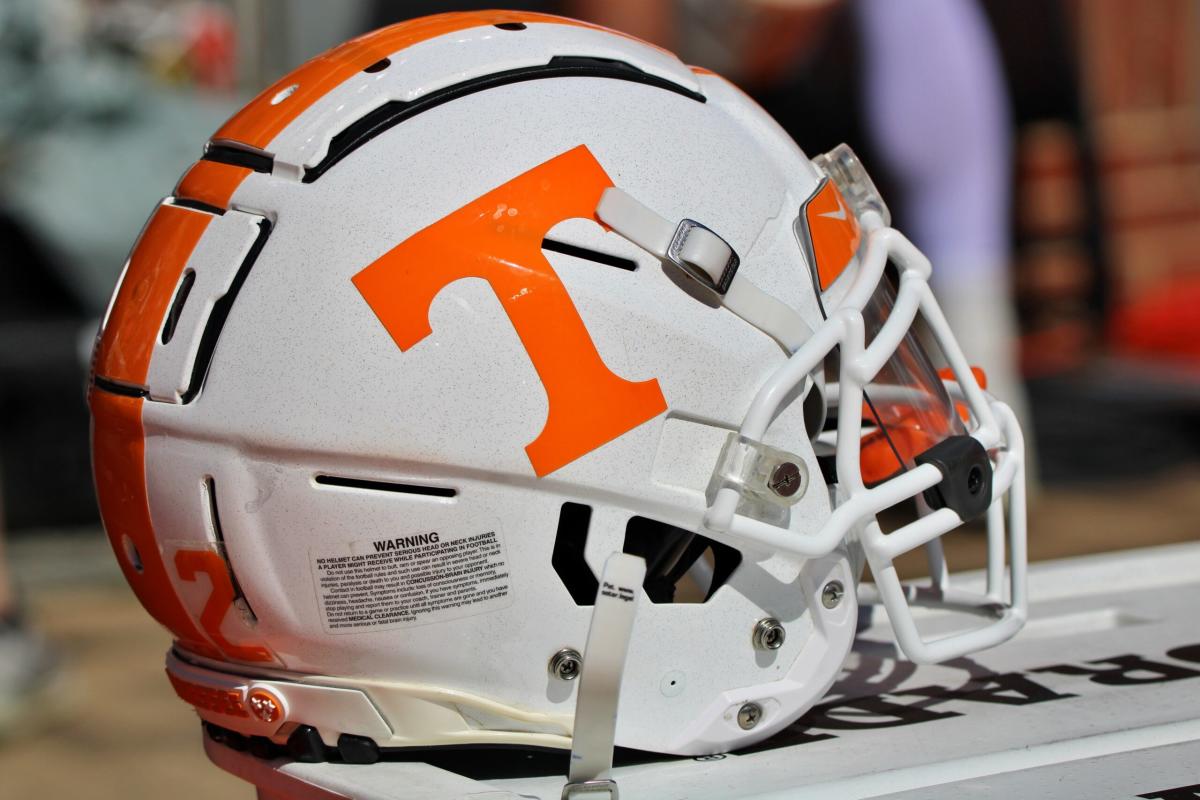Tennessee football announces uniform combination for Alabama game