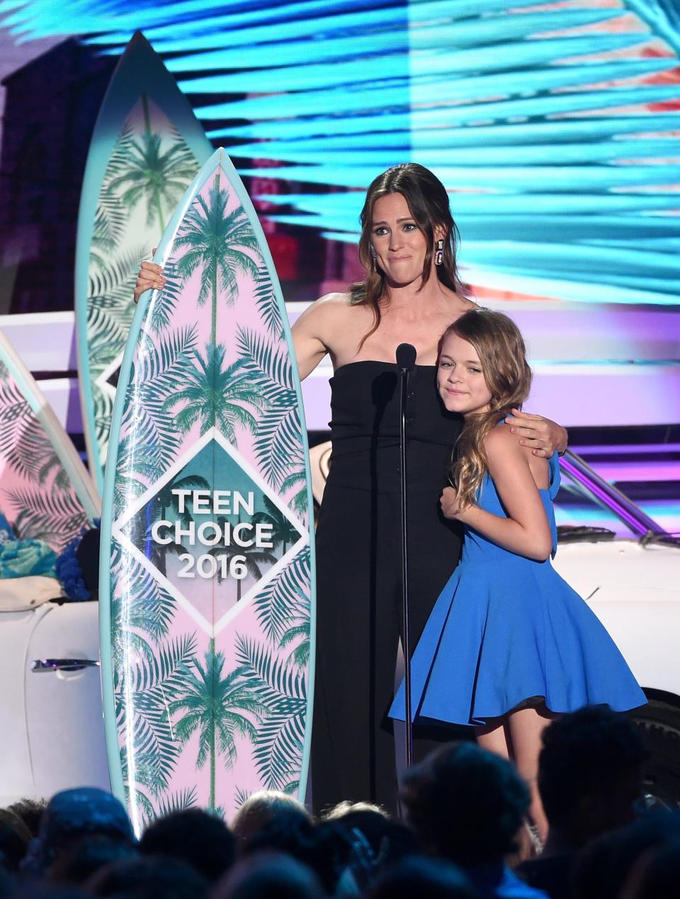 Jennifer Garner and Kylie Rogers Teen Choice Awards 2016