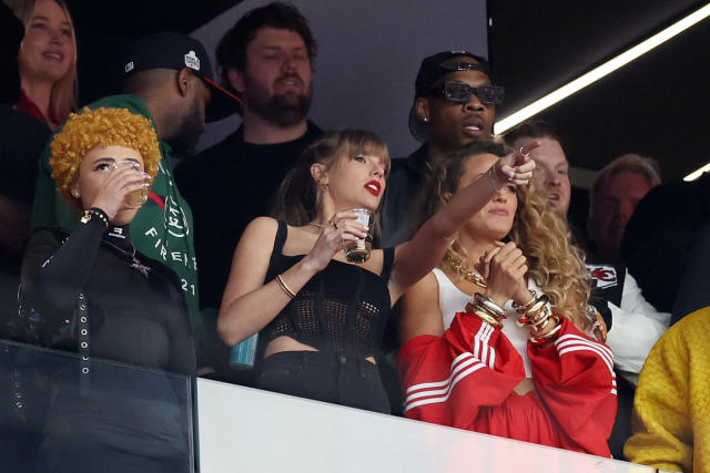 Taylor Swift's varsity jacket has Swifties even happier with Travis Kelce 