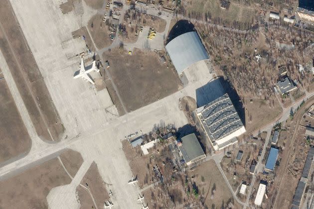 <p>L’aéroport Antonov d’Hostomel, dans l'oblast de Kiev (nord), le 22 février 2022.</p>