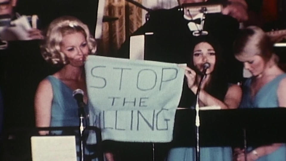 Carole Feraci, a member of the Ray Conniff Singers, interrupted a White House performance in 1972 with a special plea to President Richard Nixon, to end the war in Vietnam.  / Credit: CBS News