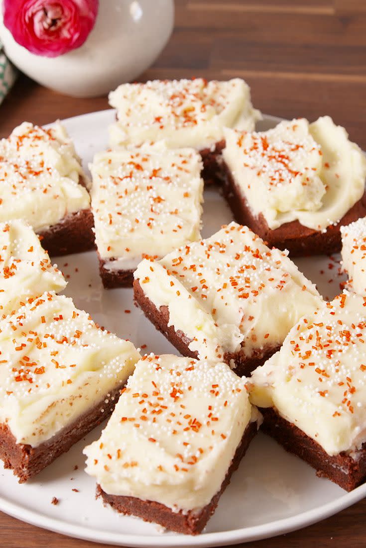 Red Velvet Blondies