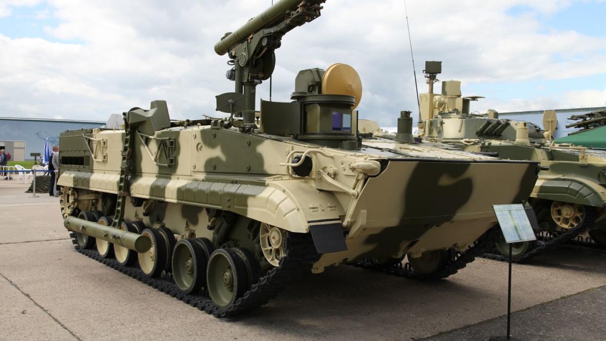 9p157 2 khrizantema s tank destroyer with 9m123 missile
