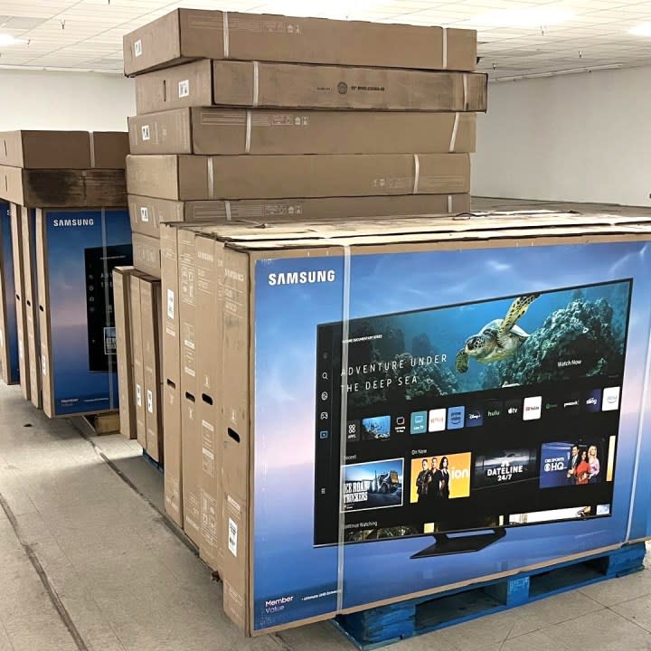Over $1.5 million worth of stolen merchandise was found during a retail theft bust in Riverside County on Feb. 6, 2024. (Riverside County Sheriff’s Office)