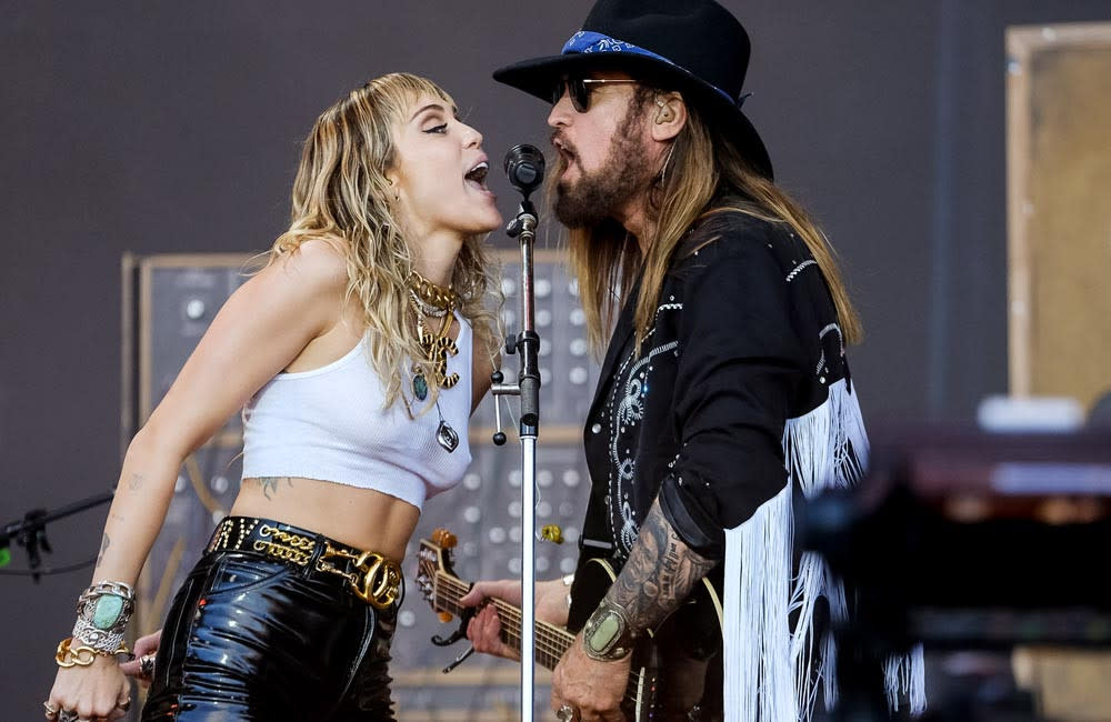 MIley und Billy Ray Cyrus credit:Bang Showbiz