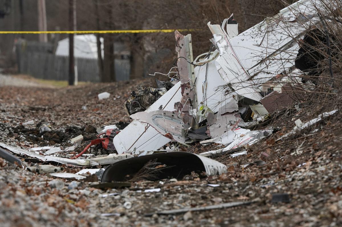 Update Identity Of Pilot Released After Fatal Plane Crash South Of Downtown Indianapolis 4253