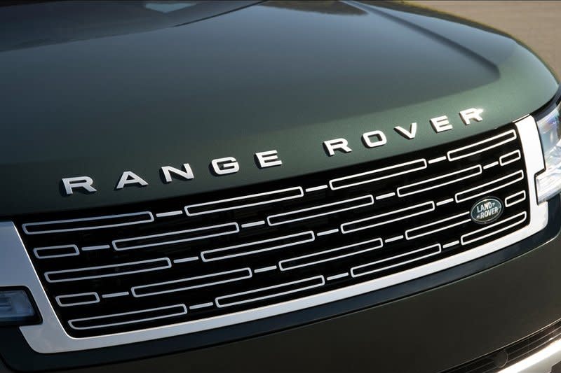Jaguar Land Rover未來將以JLR溝通外，Jaguar、Defender、RangeRover、Discovery也將成為旗下四大品牌。