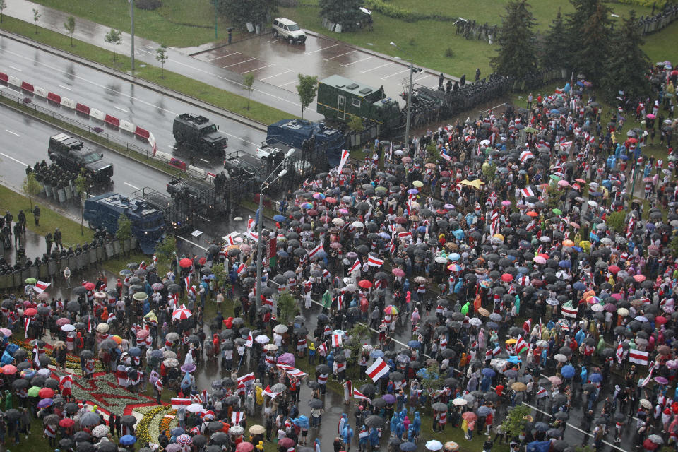 Opposition supporters take part in a rally against presidential election results near the Independence Palace in Minsk, Belarus, on Sunday, August 30, 2020. / Credit: Handout / Tut.By via Reuters