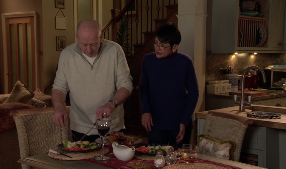 Geoff (Ian Bartholomew) serves up Yasmeen's (Shelley King) pet chicken Charlotte in Coronation Street.