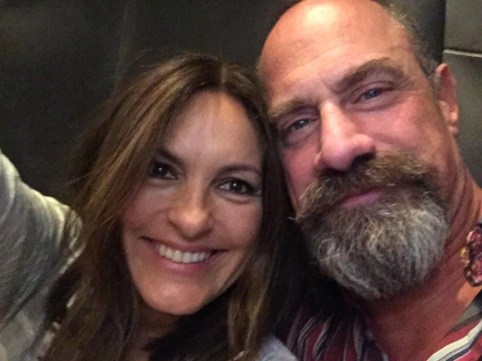 Chris Meloni, with his former “Law & Order: SVU” co-star Mariska Hargitay: “Meeting peeps NYC #hanginWithAFriend” -@Chris_Meloni