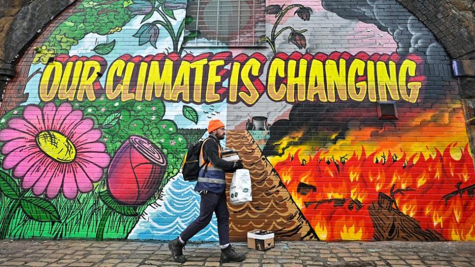 Mural en Glasgow previo a la COP26.