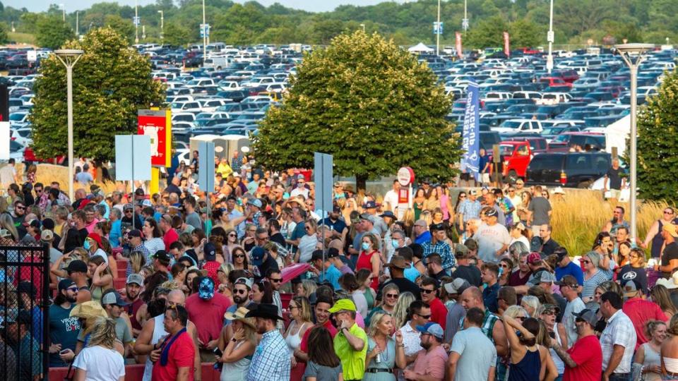 In August, crowds gathered outside Arrowhead Stadium before country music superstar Garth Brooks’ sold-out concert. Contrary to what some people feared, the event did not become a COVID-19 superspreader event.