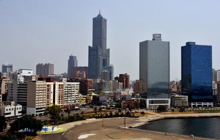 This general view shows the downtown area of the southern Taiwan city of Kaohsiung on September 22, 2009