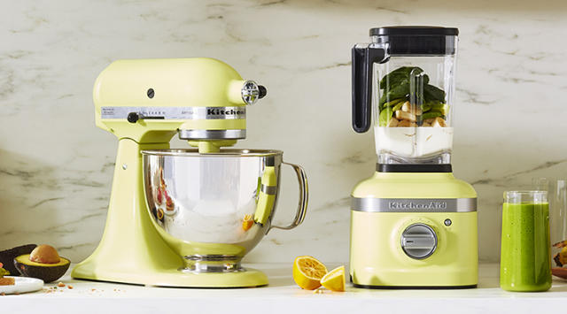 Food Processor vs. Blender: What's the Difference? - PureWow