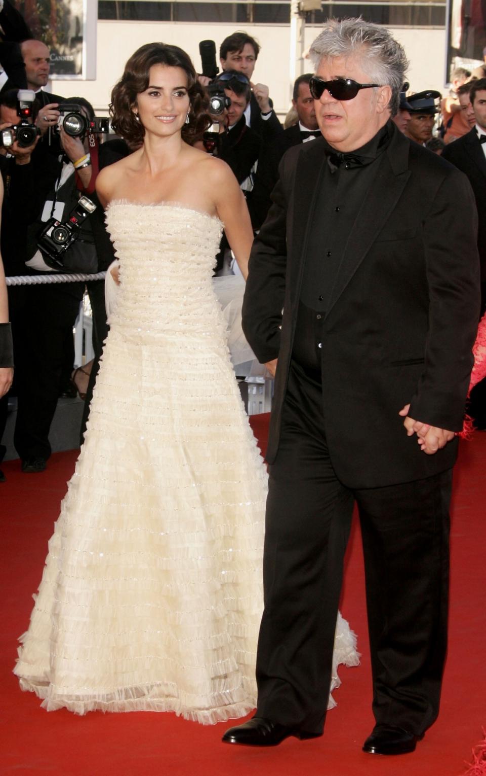 <p>In Elie Saab, auf der Premiere von „Volver – Zurückkehren“ 2006.<br>[Bild Getty] </p>