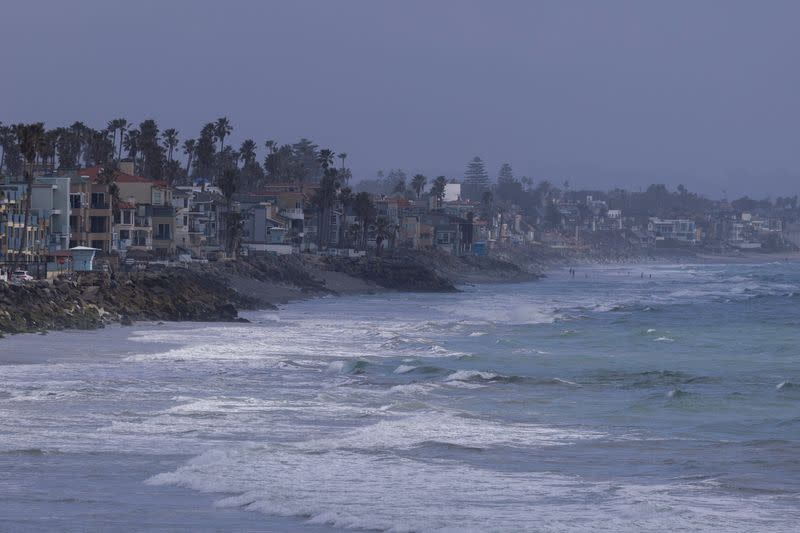 Winter storm approaches California