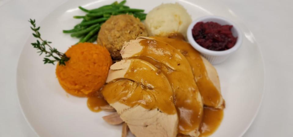 At Dolce Vita in Nyack you can order from the regular menu or choose from the holiday specials including a traditional turkey dinner.