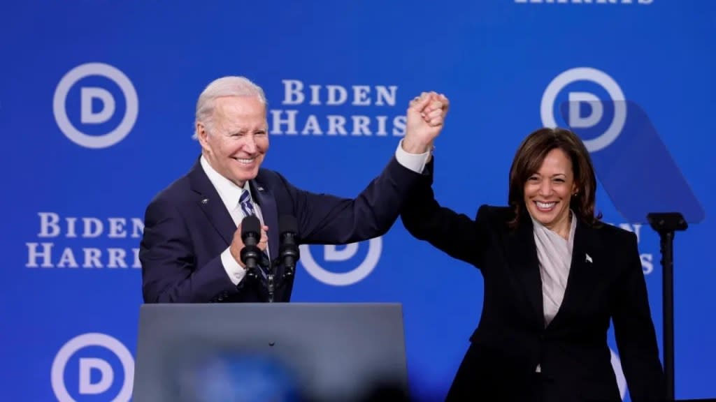 The reelection campaign of President Joe Biden (left) and Vice President Kamala Harris listed some of ex-President Trump’s past violence-related comments after his “bloodbath” remark. (Photo: Anna Moneymaker/Getty Images)