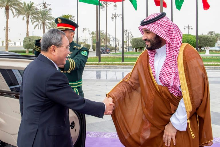 Riyadh is Chinese Prime Minister Li Qiang's first stop in a Gulf tour (-)