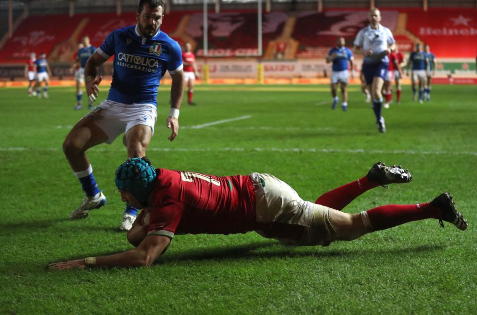 Justin Tipuric scores Wales’s fifth and final try to seal victory over Italy (PA)