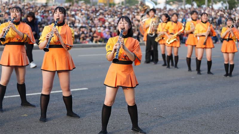 「橘色惡魔」首演帶來5首精彩曲目。（圖／高市府提供，下同）