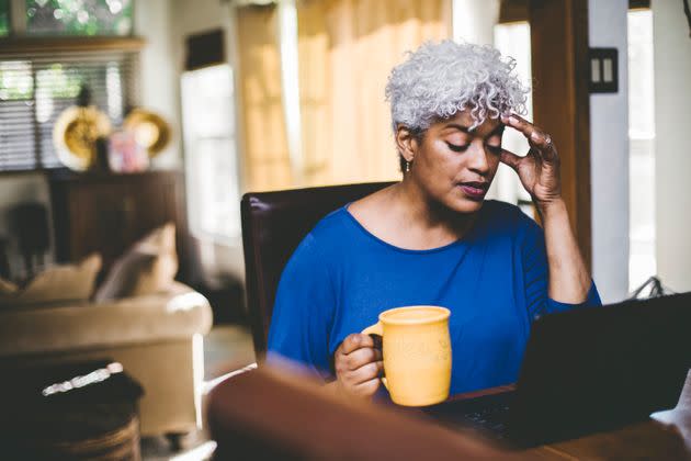 Experts believe COVID infections (even mild ones) may cause changes to the brain that can lead to brain fog. (Photo: The Good Brigade via Getty Images)