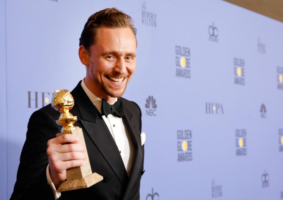 <p>Der nächste James Bond wird er wohl nicht. Dafür durfte sich Tom Hiddleston dank "The Night Manager" über einen Golden Globe freuen. (Bild: Getty Images) </p>
