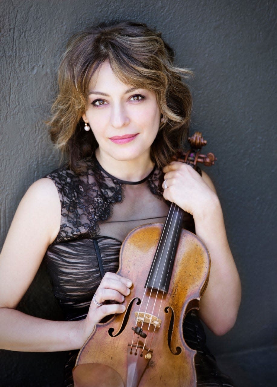 Violinist Irina Muresanu