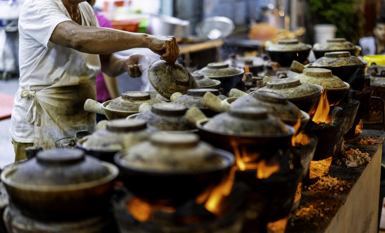 Wer beim Reisen gutes Essen schätzt, sollte sich diese zehn Orte nicht entgehen lassen. (Symbolfoto: Getty Images)