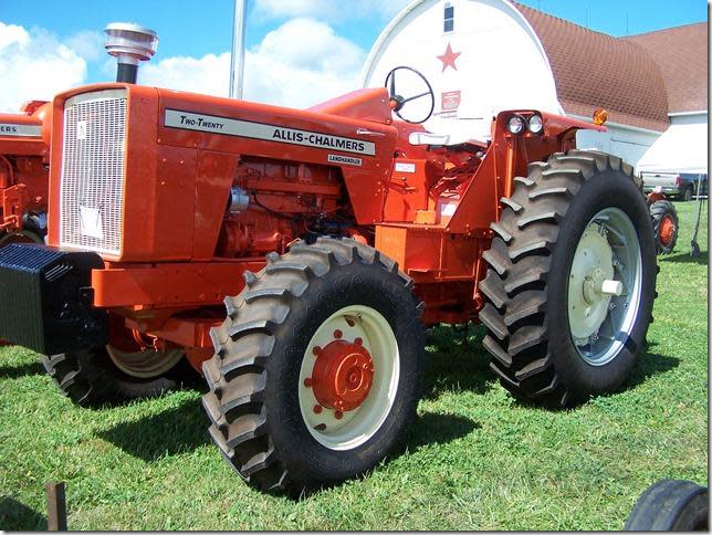 This 1970 Allis-Chalmers 220 tractor with front-wheel assistance is pictured at the 2013 fall show of the Farmers Antique Tractor and Engine Association. Only 100 units of this version of tractor were made. This model was owned by Pelton Farms of Delta, Ohio. Tractors like this one, and many others, can be seen this weekend when FATEA hosts its fall 2022 show.