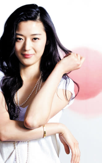 Designer talks about actress granddaughter-in-law Jun Ji-hyun