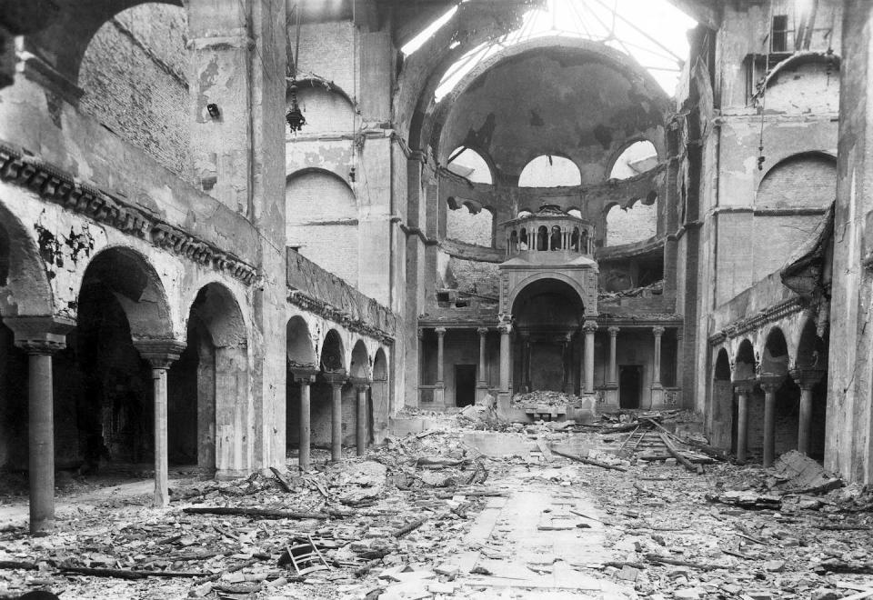 The interior of a Berlin synagogue after it was set on fire by Nazis on Nov. 9, 1938. <a href="https://www.gettyimages.com/detail/news-photo/the-interior-of-berlins-fasanenstrasse-synagogue-opened-in-news-photo/1371374485?adppopup=true" rel="nofollow noopener" target="_blank" data-ylk="slk:History/Universal Images Group via Getty Images;elm:context_link;itc:0;sec:content-canvas" class="link ">History/Universal Images Group via Getty Images</a>