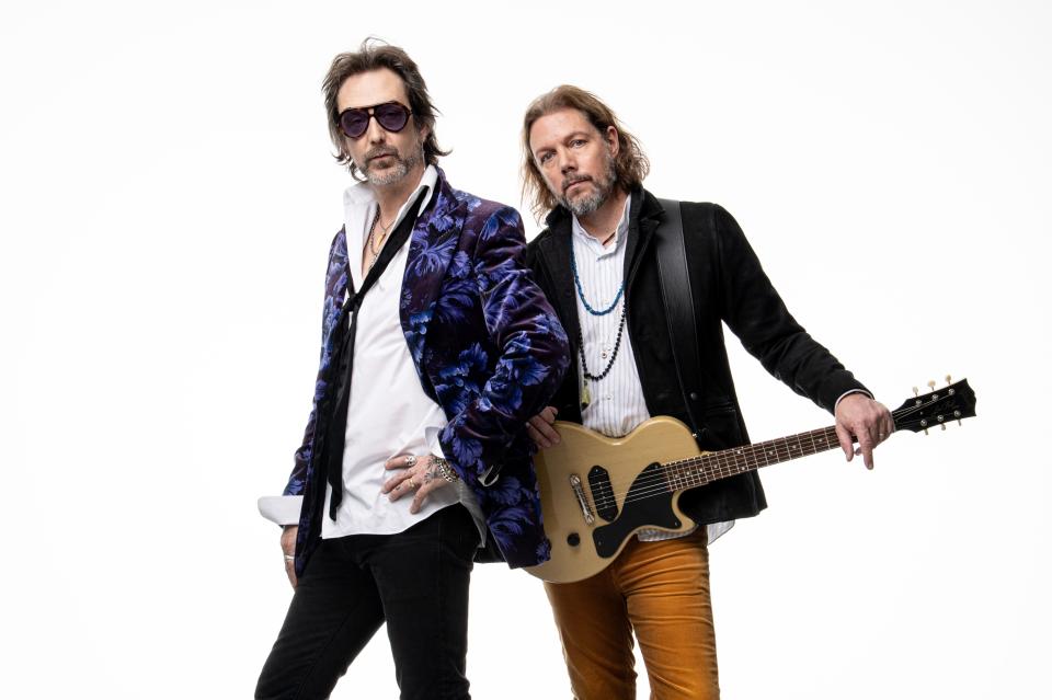 Brothers Chris and Rich Robinson of the Black Crowes are set to play Nashville's Grand Ole Opry House on April 2.