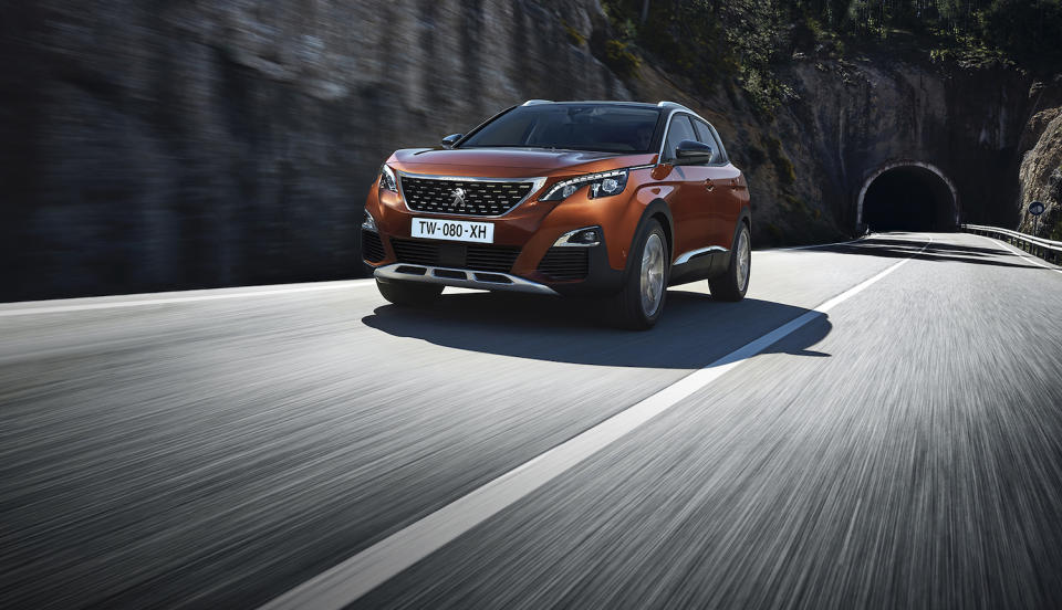 Peugeot 3008 SUV。