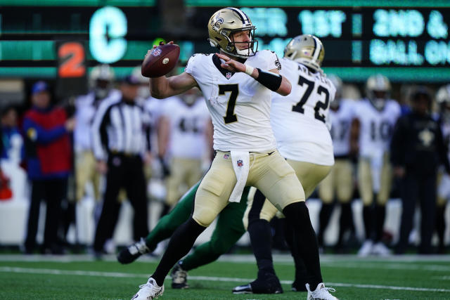 Reports: 'Taysom Hill experiment at quarterback over' for the Saints