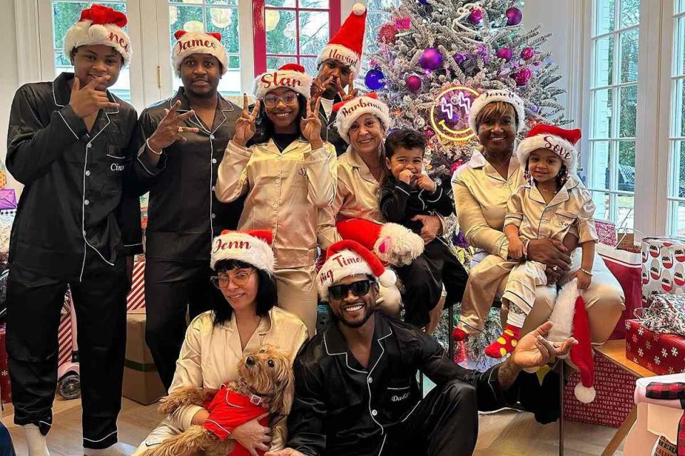 <p>Usher/Instagram</p> Usher and family celebrate Christmas