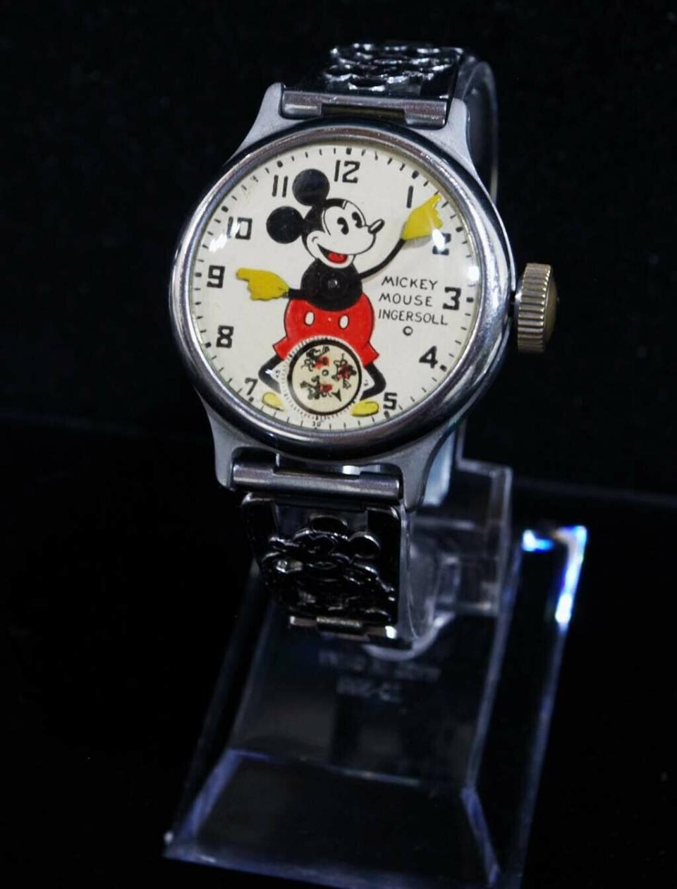 mickey mouse watch ingersoll