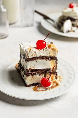 Easy Ice Cream Sandwich Cake