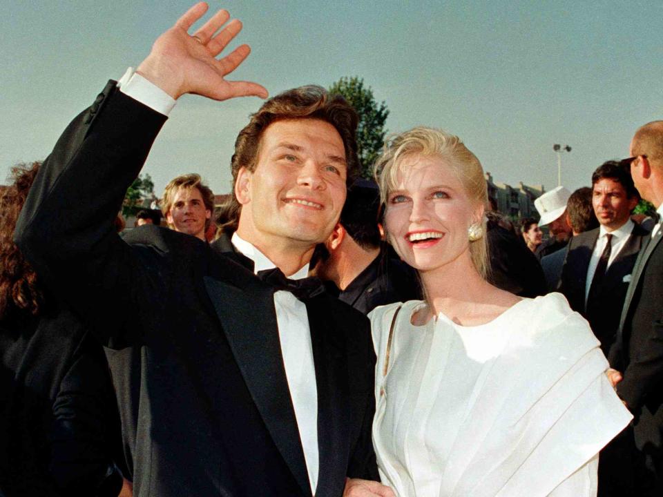 <p>Bob Riha, Jr./Getty</p> Patrick Swayze (left) and Lisa Niemi arrive at 1988 the Academy Awards