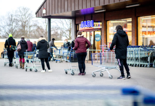 Supermarktbetreiber erwarten lange Warteschlangen an diesem Wochenende.