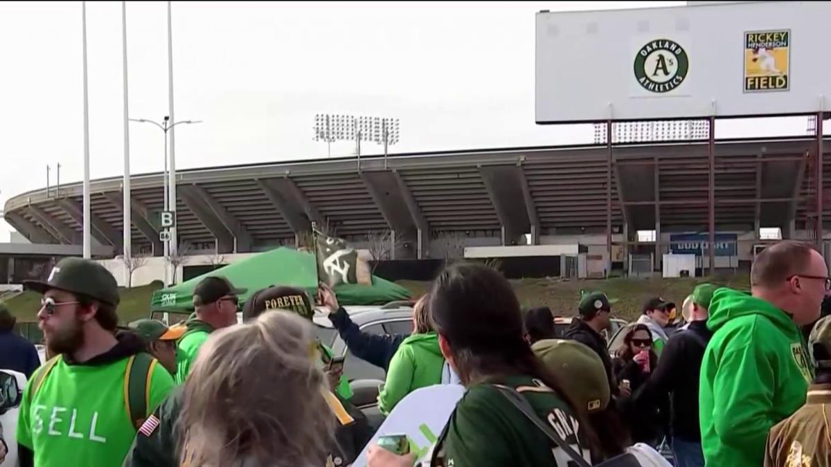 A's fans protest in Oakland Coliseum parking lot on Opening Day